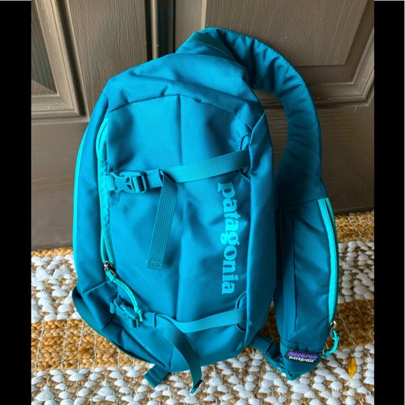 Patagonia Handbags - Patagonia Atom Sling 8L